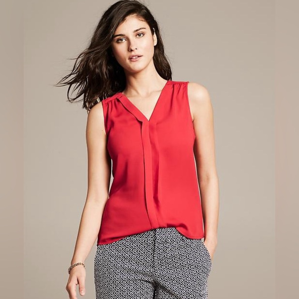 Banana Republic Ravishing Red V-Neck Blouse